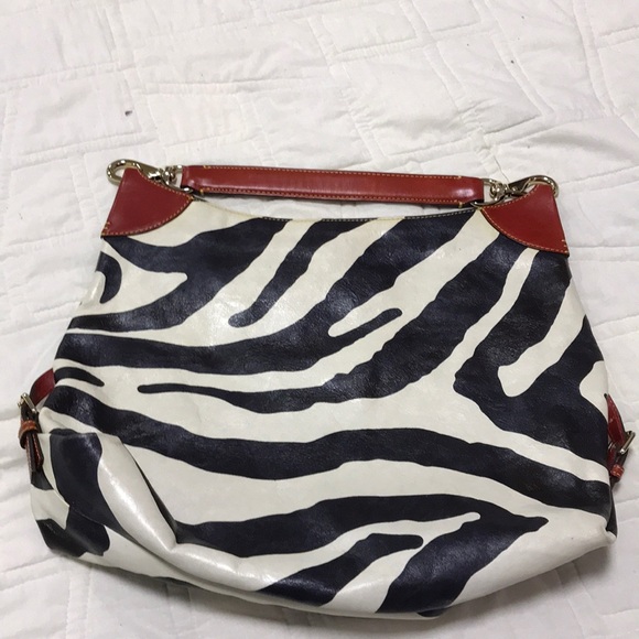 Dooney & Bourke purse - Picture 6 of 8